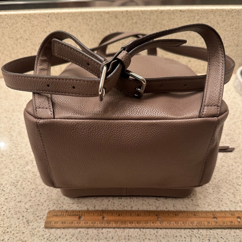 Authentic Kate Spade pebble leather backpack in tan. In excellent condition. - Picture 5 of 7
